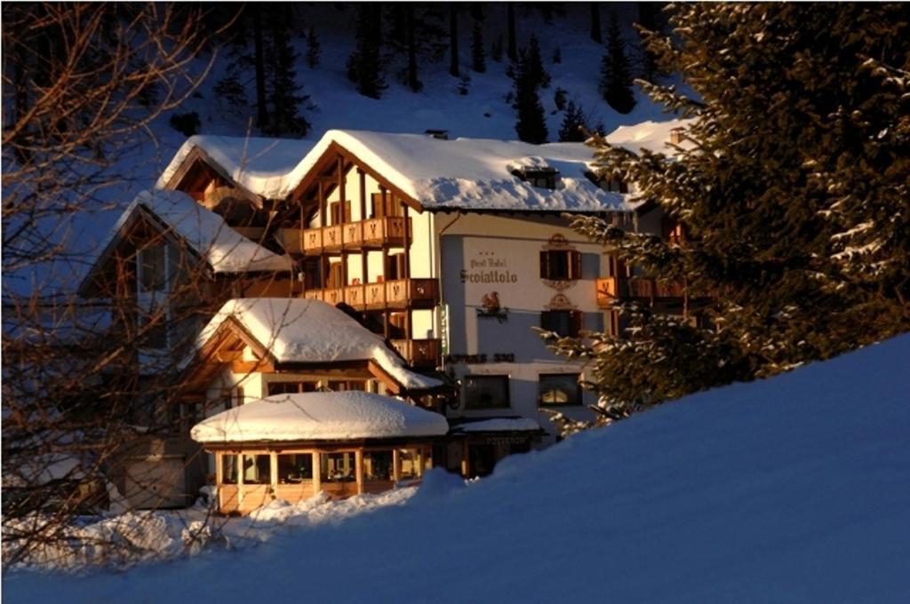 Hotel Scoiattolo Тезеро Екстериор снимка