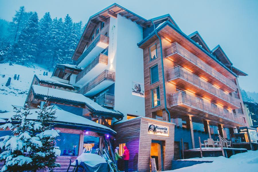 Hotel Scoiattolo Тезеро Екстериор снимка
